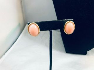 Vtg.  Crown Trifari Pink Oval Lucite Gold Tone Pierced Earrings