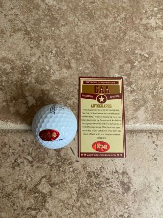 TIGER WOODS Autographed Titleist PRO V1 1 golf ball.  Comes with. 3