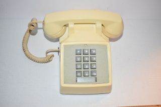 Vintage Western Electric Bell System Beige Push Button Telephone 2500dm