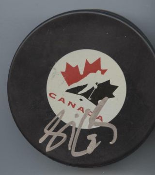 SIDNEY CROSBY SIGNED TEAM CANADA PUCK PENGUINS JSA AUTHENTICATED M28160 3