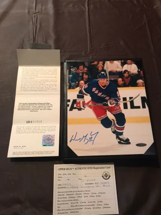 Wayne Gretzky Signed 8 " X10 " Ny Rangers Photo Upper Deck.  Bae06803