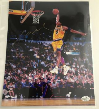 Signed Kobe Bryant 8x10 Autographed Photo Dunk