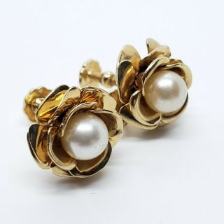 Elegant Vintage Signed 14k Gold Filled Pearl Repousse Rose Screw Back Earrings