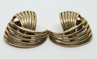 Vintage Signed Mb Marcel Boucher 5338 Gold Tone Modernist Wave Clip Earrings