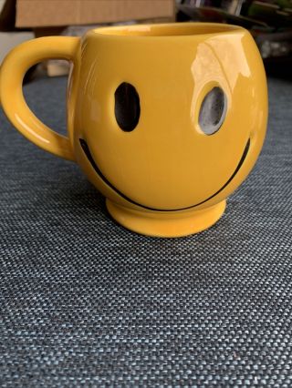 Vtg Mccoy Pottery Yellow Smiley Face Coffee Mug Cup Be Happy Smile Usa Made