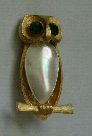 Vintage Jj Jonette Jewelry Shell Belly Owl Pin With Green Rhinestone Eyes