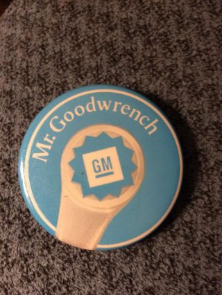 Vintage Mr Good Wrench General Motors Gm Pinback Button
