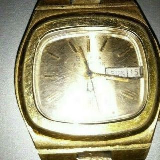 Bulova Accutron vintage Men ' s 15 jewels wrist watch gold toned 2