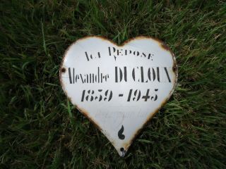 Vintage,  Circa 1945 " French Heart Memorial Plaque " L@@k
