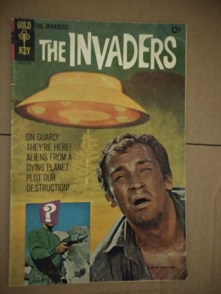 The Invaders 1 Vintage Gold Key Comic.  Bizzare.  Take A Look