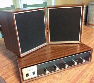 Vintage Rca Model Rzc Stereo Reciever Tuner And 2 Speakers