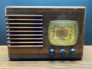 Vintage Emerson Radio Phonograph Tube Radio Model Bf204 Wood Cabinet By Ingraham