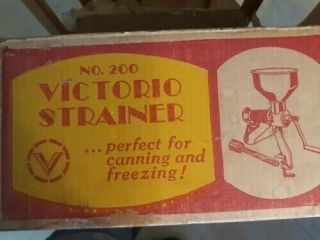 Vintage Victorio Strainer No.  200 Canning Box Food Press Instructions
