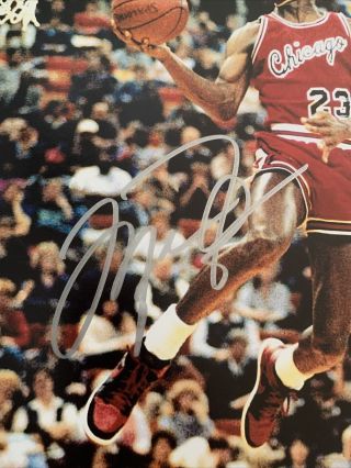 Michael Jordan Hand Signed Autographed Chicago Bulls 8x10 Photo 2