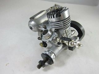 Vintage Os Max 10 Fp R/c Glow Model Airplane Engine With Muffler And Motor Mount