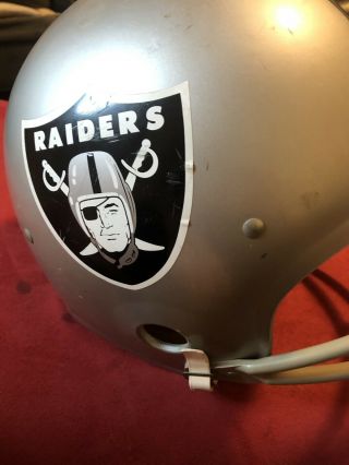 Vintage Raiders Football Helmet Rawlings HFNL Oakland Los Angeles With Chinstrap 3
