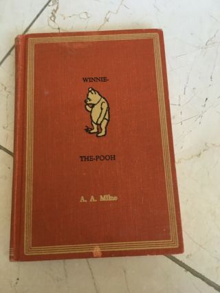 VINTAGE BOXED SET OF 4 WINNIE THE POOH BOOKS 1961 A.  A.  MILNE 2