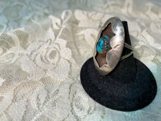Vintage Zuni Turquoise Snake Eye Shadow Box Ring - Size 8 - Front is 1 - 3/8 