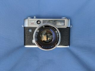 Vintage Yashica Ic 35mm Rangefinder Camera With Case