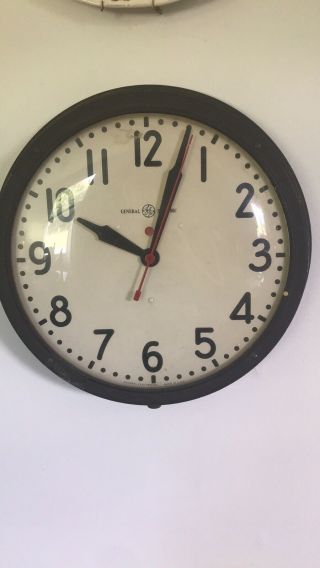 Vintage General Electric (ge) Wall Clock - Model 1ha1608