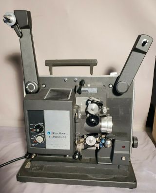 Vintage Bell & Howell Filmosound Model 16mm Sound/silent Movie Projector