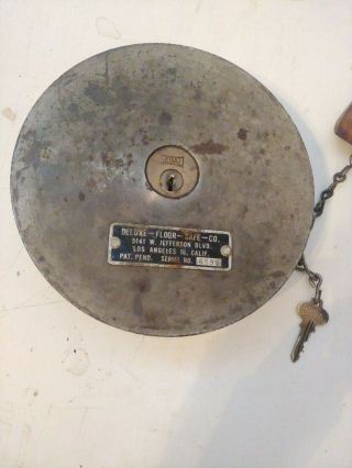 Vintage Key Deluxe Floor Safe Co.  Sn: 6598 Lid Head