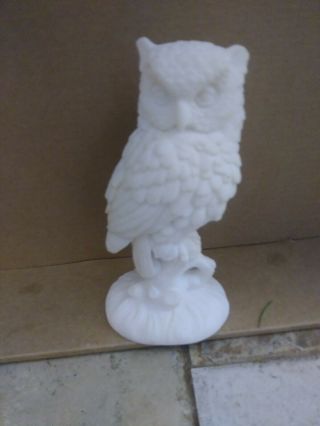 Vintage White Alabaster Owl Figurine Made In Italy 5 1/2 " Tall Collectible