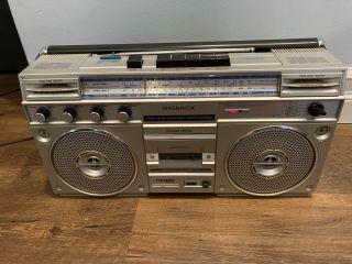 Magnavox D8323 4band Am/fm/sw Shortwave Cassette Vintage Boom Box