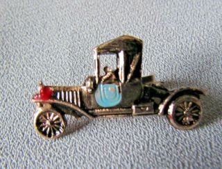 Vintage Designed Automobile Style Gold Tone And Enamel Collectible Lapel Pin