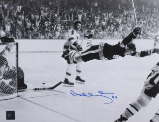 Bobby Orr Signed Autographed Boston Bruins The Flying Goa 11x14 Photo Orr