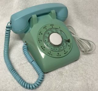 Vintage 1960s Western Electric C/d 500 Aqua Blue Rotary Dial Desktop Telephone
