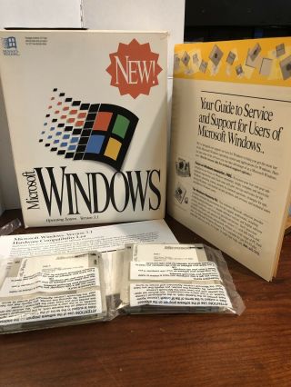Vintage Microsoft Windows 3.  1 Software 3.  5 Disc & Some Manuals 6 Floppy