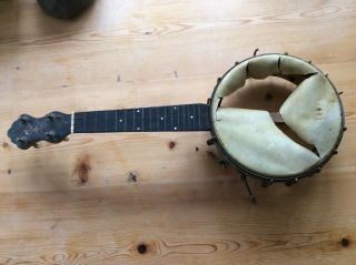 Vintage 4 String Banjo / Ukulele For Restoration Or Parts