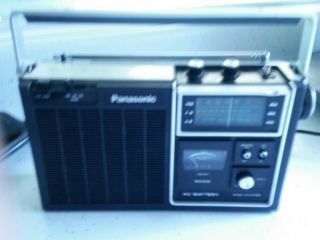 Vintage Panasonic Rf - 1060 Portable Am/fm/psb Radio