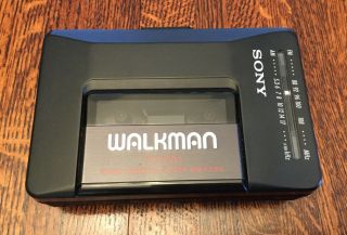 Vintage Sony Wm - F2015 Walkman Portable Cassette Player Am/fm Radio All