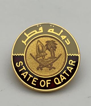 Scarce Vintage Qatar Pin State Of Qatar Pin About Uncirculated
