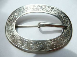 Vintage Sterling Silver Pin Brooch Oval W/flowers.  17.  8 Grams.  2 1/2 " X 1 7/8 "