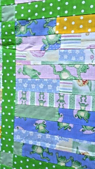 VINTAGE 80S FROGS SPRING COLORS FOLK - ART PATCHWORK QUILT TOP WOW 3