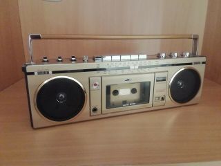 Vintage Radio - Cassette Player /recorder Sanyo M7700gk From 80s