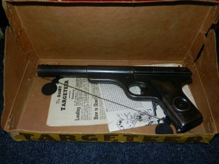 Vintage Daisy Model 118 Target Special BB Gun Pistol PLYMOUTH MI with target Box 2