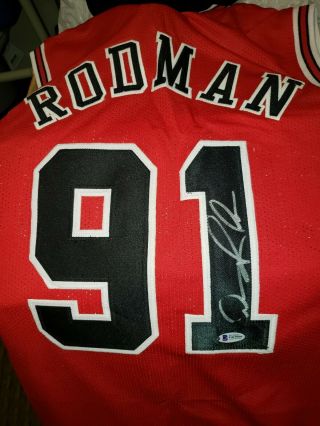 Autographed/signed Dennis Rodman Chicago Red Basketball Jersey Psa/dna Auto