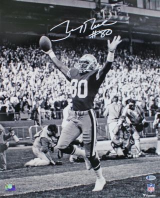 49ers Jerry Rice Authentic Signed B&w Vertical Celebration 16x20 Photo Bas Wit