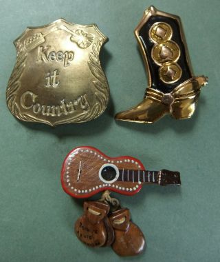 Joblot Of Vintage Brooches - Americana,  Country,  Cowboy Boot & Spanish Guitar