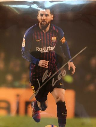 Lionel Messi Autographed 8x10 Photo With G/a - Barcelona Football/soccer Club