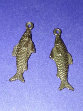 Vintage Old Brass Metal Fish Charms For Earrings,  Bracelets Etc. ,  Diy