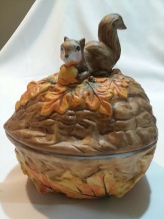 Vintage Hand Painted Ceramic Squirrel On Walnut Lidded Dish Bowl Candy Nuts