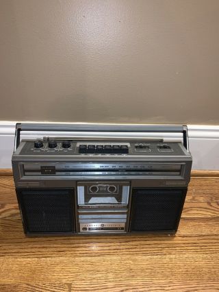 General Electric 3 - 5253a Model Am/fm Radio Cassette Vintage Stereo