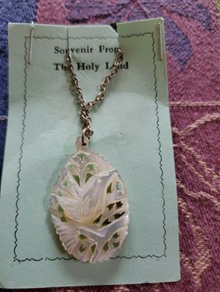 Vintage Oval Carved Mother Of Pearl Dove Bird Jerusalem Pendant Necklace Jewelry