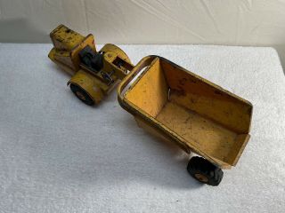 Vintage 1950 ' s Lumar Contractor Rocker Dump Trailer Truck Yellow Old Metal Toys 3