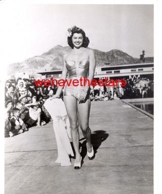 Vintage Esther Williams Sexy At Bathing Suit Fashion Show 
